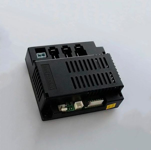 Пульт керування дитячого електромобіля Weelye 2.4GHZ m3150 p3150 фото